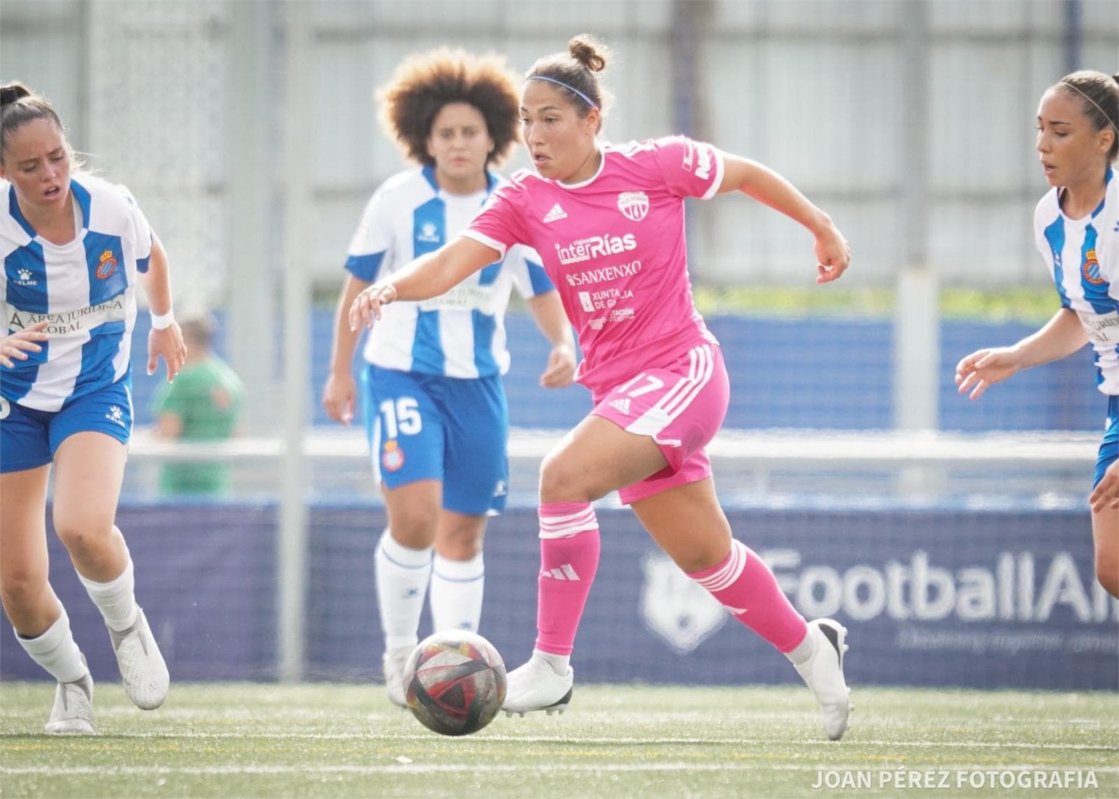 De futbolista profesional a entrenadora híbrida: mi camino en el deporte - Imagen 1
